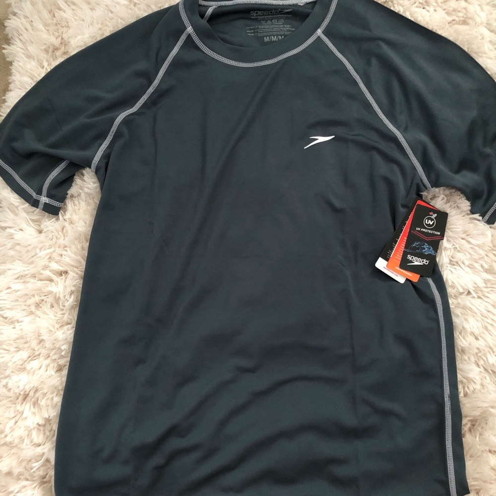 Speedo size medium rash guard